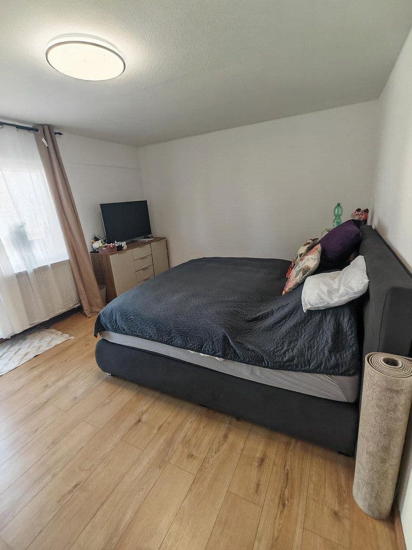 Pronájem bytu 4+kk 135 m², Heinrich-Weber-Str. 37, Heppenheim, Hessen Pronájem bytu 4+kk 135 m², Heinrich-Weber-Str. 37, Heppenheim, Hessen