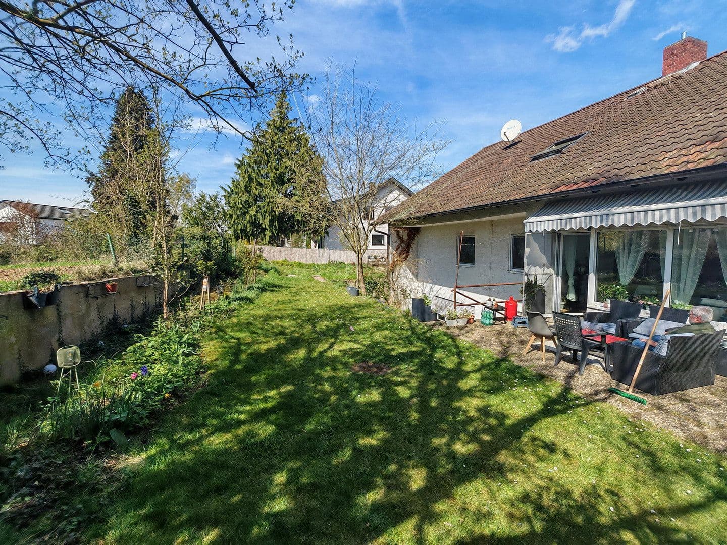 Pronájem bytu 4+kk 135 m², Heinrich-Weber-Str. 37, Heppenheim, Hessen Pronájem bytu 4+kk 135 m², Heinrich-Weber-Str. 37, Heppenheim, Hessen