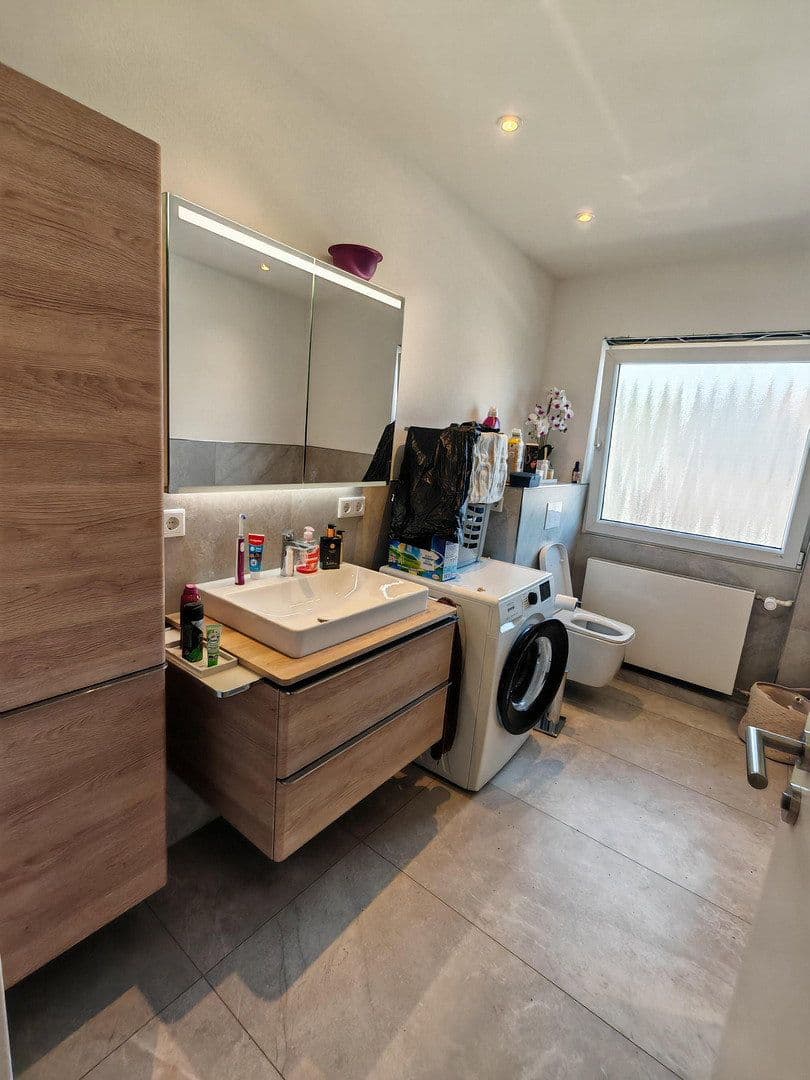 Pronájem bytu 4+kk 135 m², Heinrich-Weber-Str. 37, Heppenheim, Hessen Pronájem bytu 4+kk 135 m², Heinrich-Weber-Str. 37, Heppenheim, Hessen