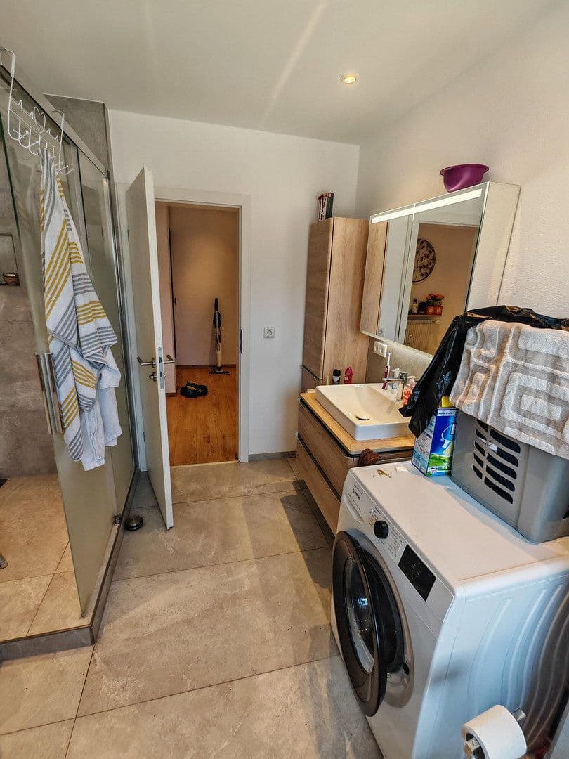 Pronájem bytu 4+kk 135 m², Heinrich-Weber-Str. 37, Heppenheim, Hessen Pronájem bytu 4+kk 135 m², Heinrich-Weber-Str. 37, Heppenheim, Hessen