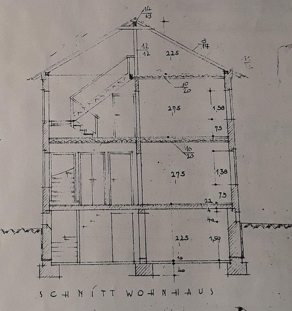 Prodej domu 130 m², pozemek 5.500 m², Korbach, Hessen Prodej domu 130 m², pozemek 5.500 m², Korbach, Hessen