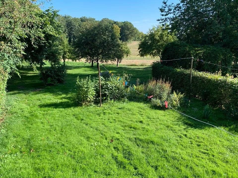 Prodej domu 130 m², pozemek 5.500 m², Korbach, Hessen Prodej domu 130 m², pozemek 5.500 m², Korbach, Hessen