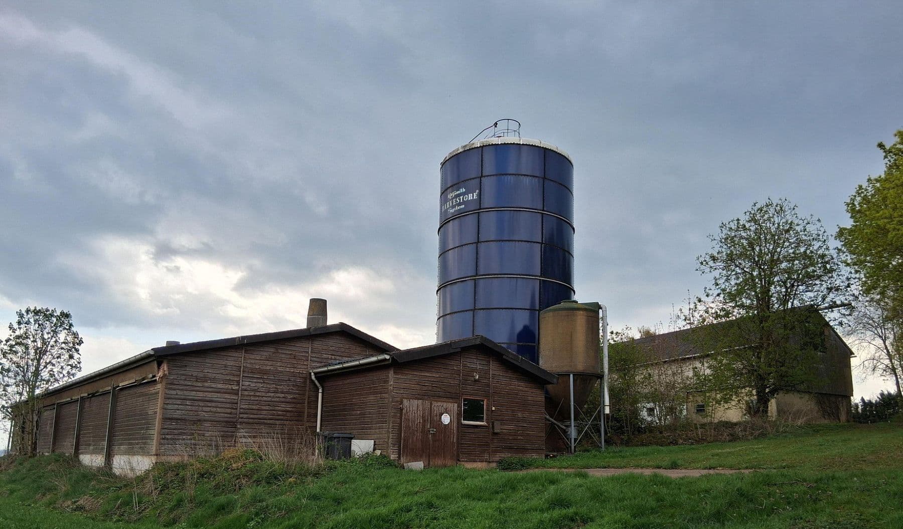 Prodej domu 130 m², pozemek 5.500 m², Korbach, Hessen Prodej domu 130 m², pozemek 5.500 m², Korbach, Hessen