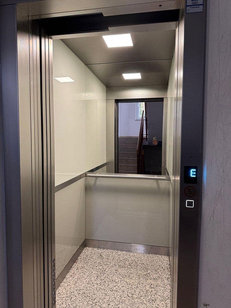 Prodej bytu 3+1 79 m², Unterschleißheim, Bavorsko Prodej bytu 3+1 79 m², Unterschleißheim, Bavorsko