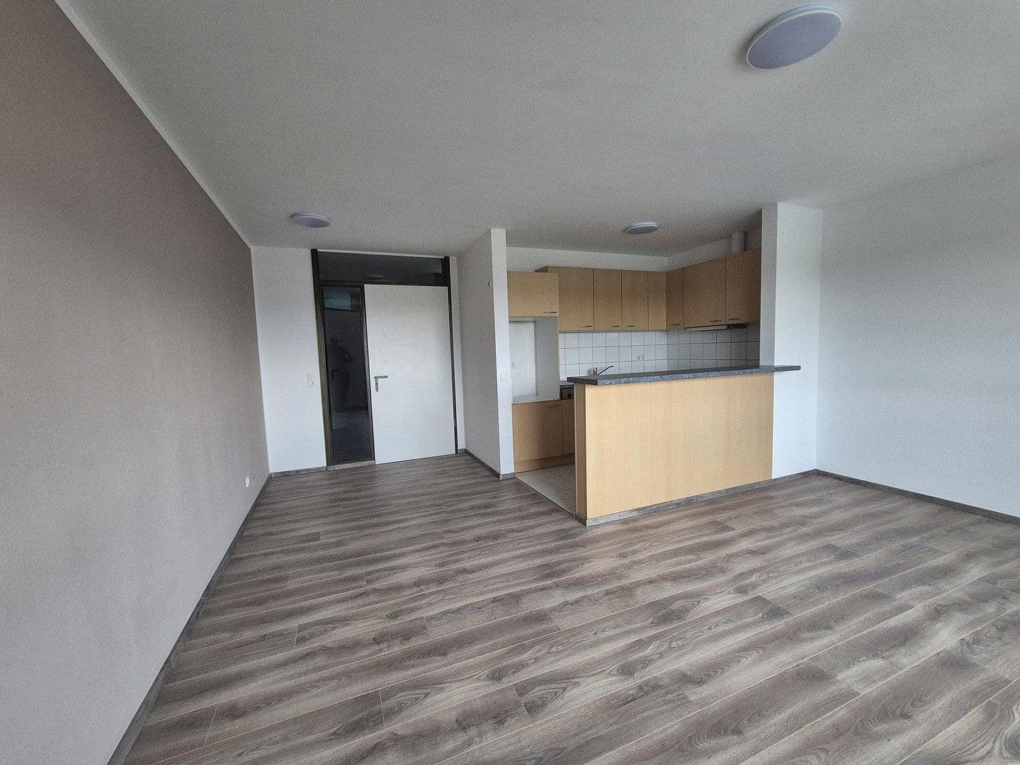 Pronájem bytu 2+1 58 m², Berliner Ring - Auerbach, Bensheim, Hessen Pronájem bytu 2+1 58 m², Berliner Ring - Auerbach, Bensheim, Hessen