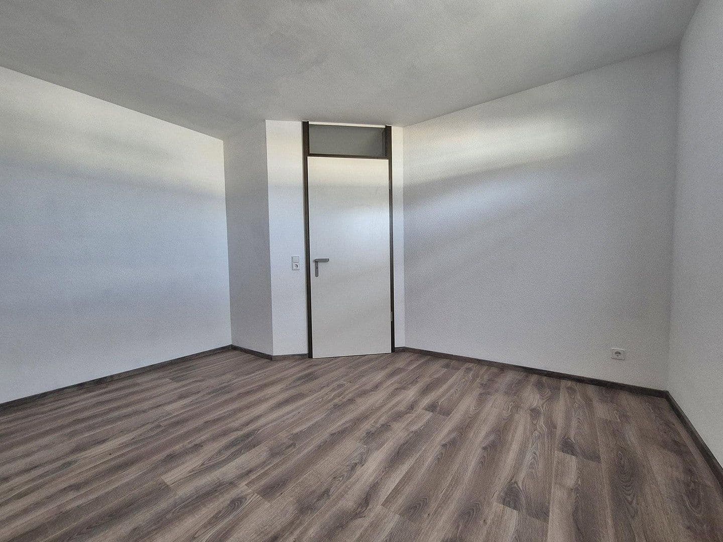 Pronájem bytu 2+1 58 m², Berliner Ring - Auerbach, Bensheim, Hessen Pronájem bytu 2+1 58 m², Berliner Ring - Auerbach, Bensheim, Hessen