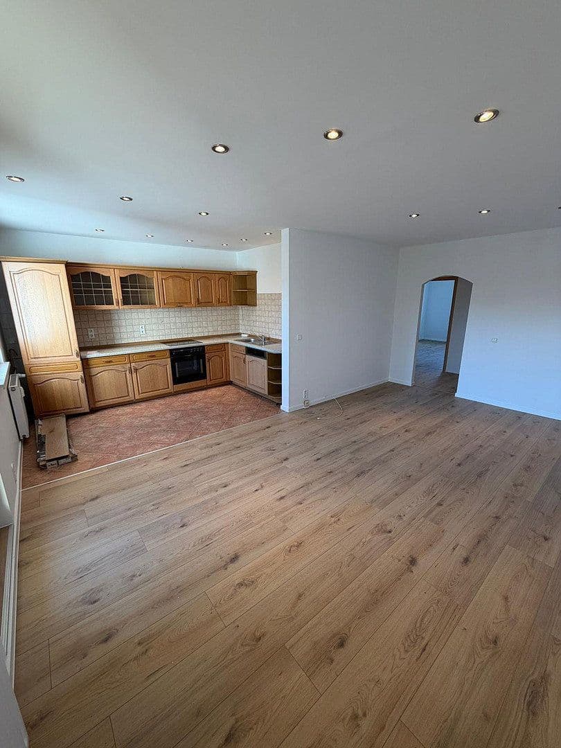 Pronájem bytu 3+1 68 m², Friedensstr. 18c, Bestensee, Braniborsko Pronájem bytu 3+1 68 m², Friedensstr. 18c, Bestensee, Braniborsko