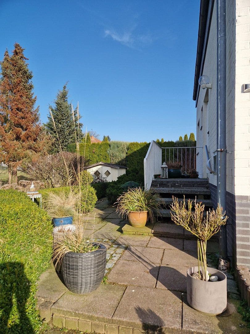 Prodej domu 120 m², pozemek 1.300 m², Bad Münder am Deister, Dolní Sasko Prodej domu 120 m², pozemek 1.300 m², Bad Münder am Deister, Dolní Sasko