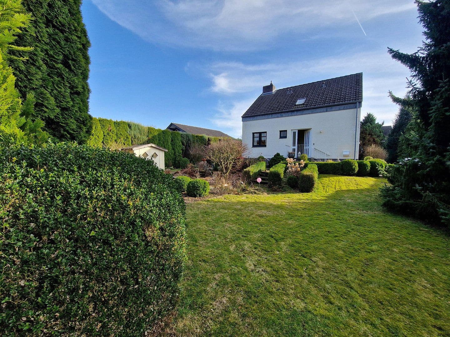 Prodej domu 120 m², pozemek 1.300 m², Bad Münder am Deister, Dolní Sasko Prodej domu 120 m², pozemek 1.300 m², Bad Münder am Deister, Dolní Sasko