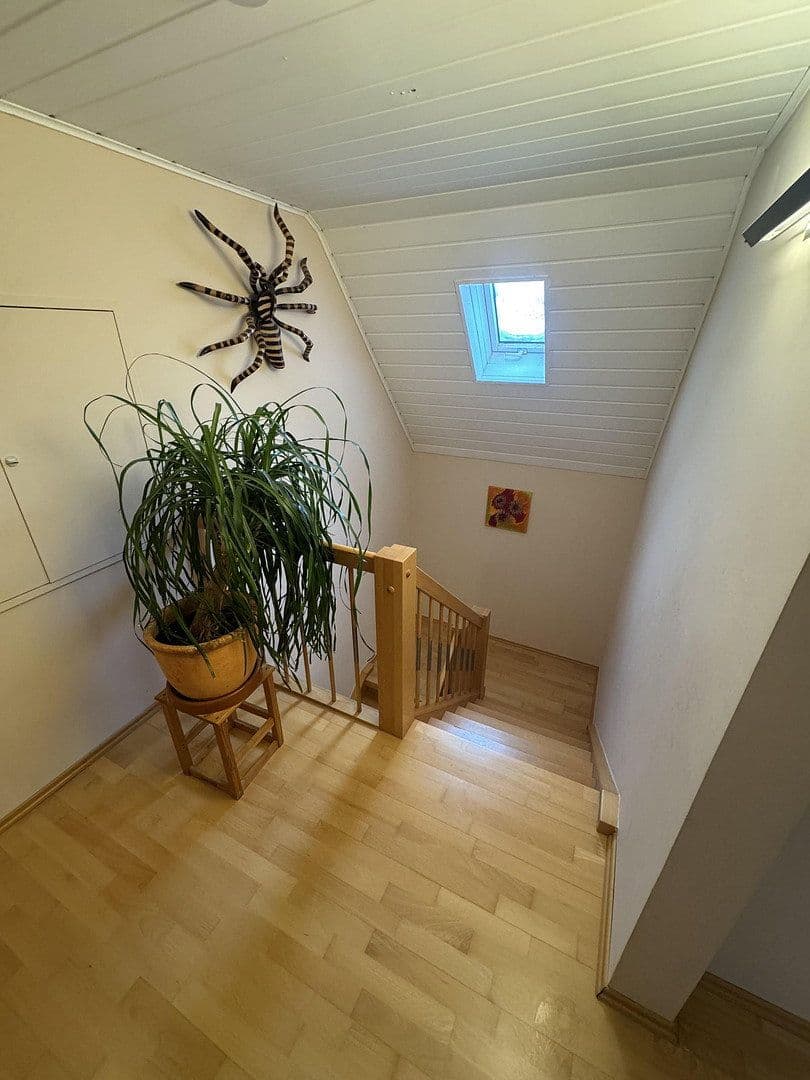 Prodej domu 131 m², pozemek 672 m², Neukirchen bei Sulzbach-Rosenberg, Bavorsko Prodej domu 131 m², pozemek 672 m², Neukirchen bei Sulzbach-Rosenberg, Bavorsko