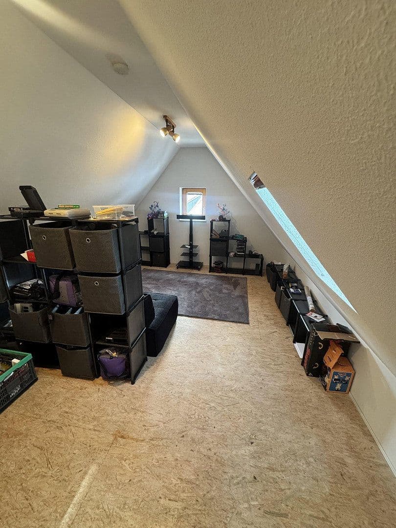 Prodej domu 131 m², pozemek 672 m², Neukirchen bei Sulzbach-Rosenberg, Bavorsko Prodej domu 131 m², pozemek 672 m², Neukirchen bei Sulzbach-Rosenberg, Bavorsko