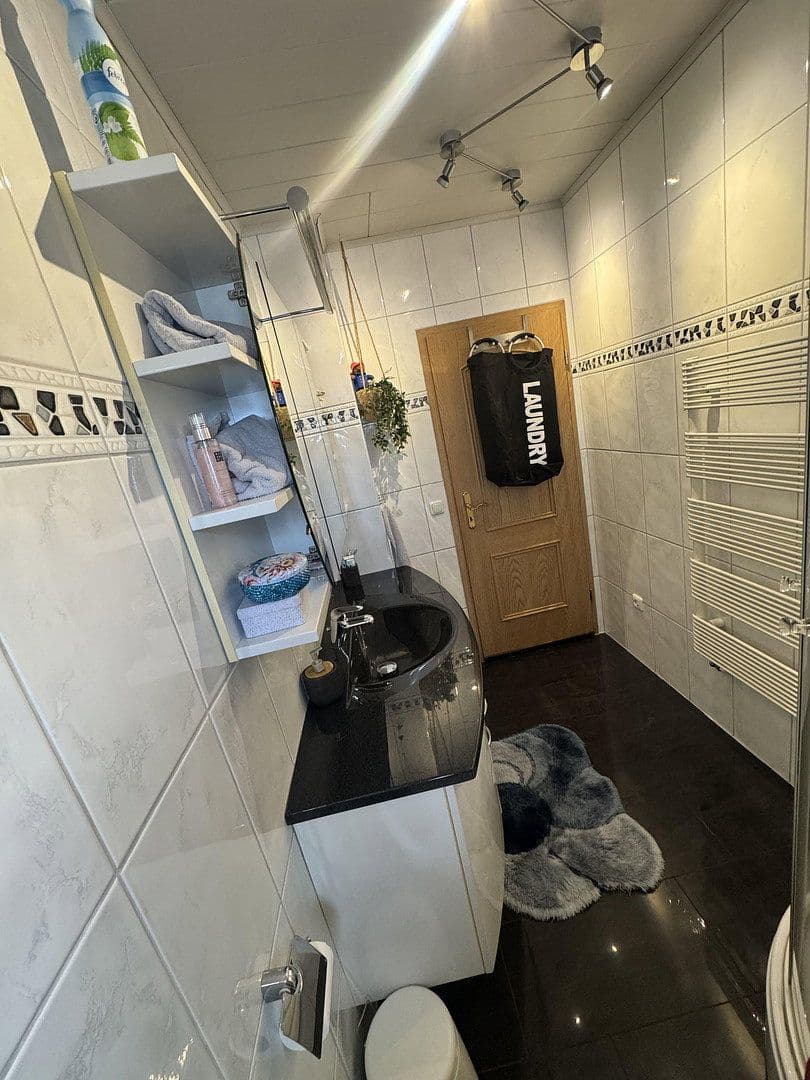 Prodej domu 131 m², pozemek 672 m², Neukirchen bei Sulzbach-Rosenberg, Bavorsko Prodej domu 131 m², pozemek 672 m², Neukirchen bei Sulzbach-Rosenberg, Bavorsko