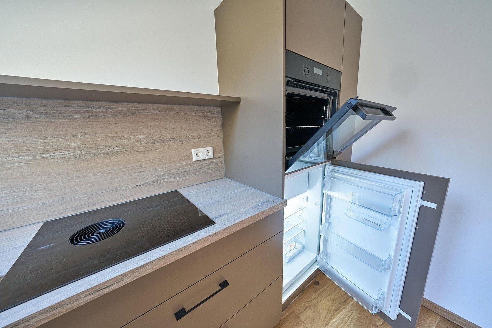 Pronájem bytu 2+1 44 m², Kinkstraße 23, Kufstein, Tyrolsko Pronájem bytu 2+1 44 m², Kinkstraße 23, Kufstein, Tyrolsko