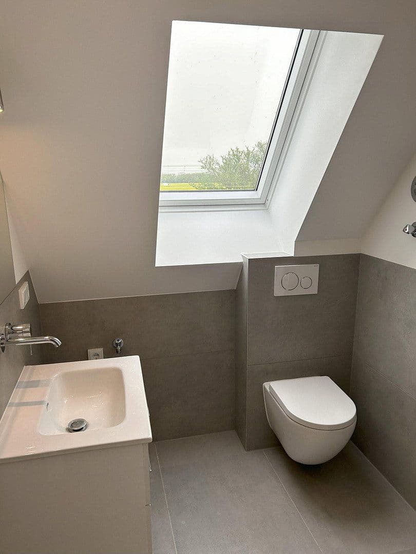 Pronájem bytu 1+1 40 m², Kilihofstr. 2, München, Bavorsko Pronájem bytu 1+1 40 m², Kilihofstr. 2, München, Bavorsko