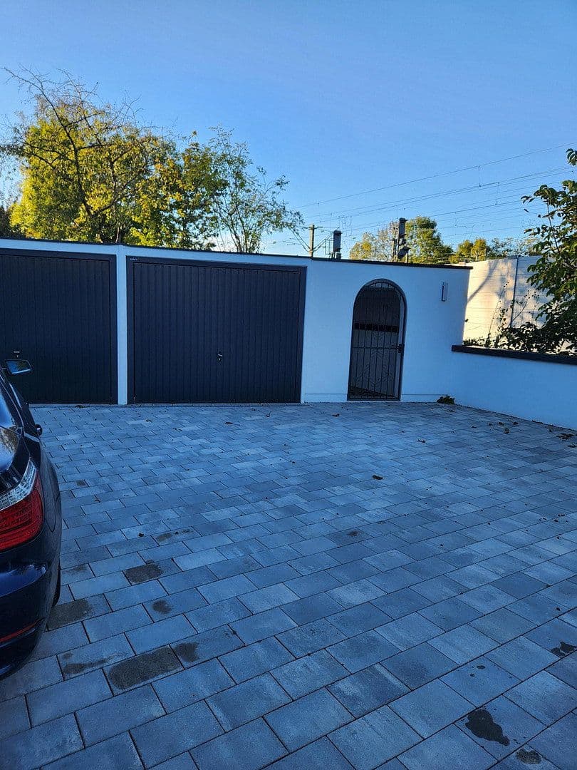 Pronájem bytu 1+1 40 m², Kilihofstr. 2, München, Bavorsko Pronájem bytu 1+1 40 m², Kilihofstr. 2, München, Bavorsko