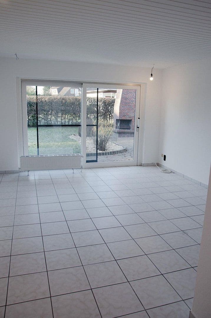 Prodej domu 206 m², pozemek 1.000 m², Quarrendorfer Weg 8, Toppenstedt, Dolní Sasko Prodej domu 206 m², pozemek 1.000 m², Quarrendorfer Weg 8, Toppenstedt, Dolní Sasko