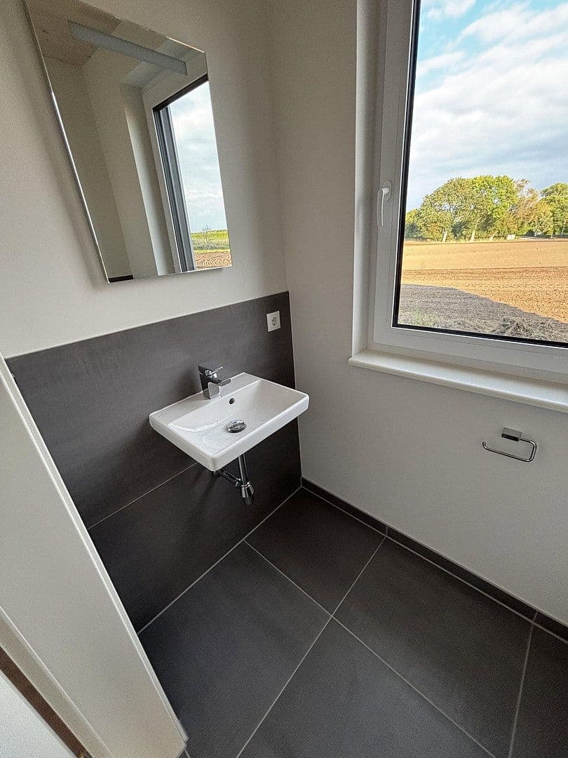 Pronájem domu 83 m², pozemek 300 m², Kraksdorf, Šlesvicko-Holštýnsko Pronájem domu 83 m², pozemek 300 m², Kraksdorf, Šlesvicko-Holštýnsko