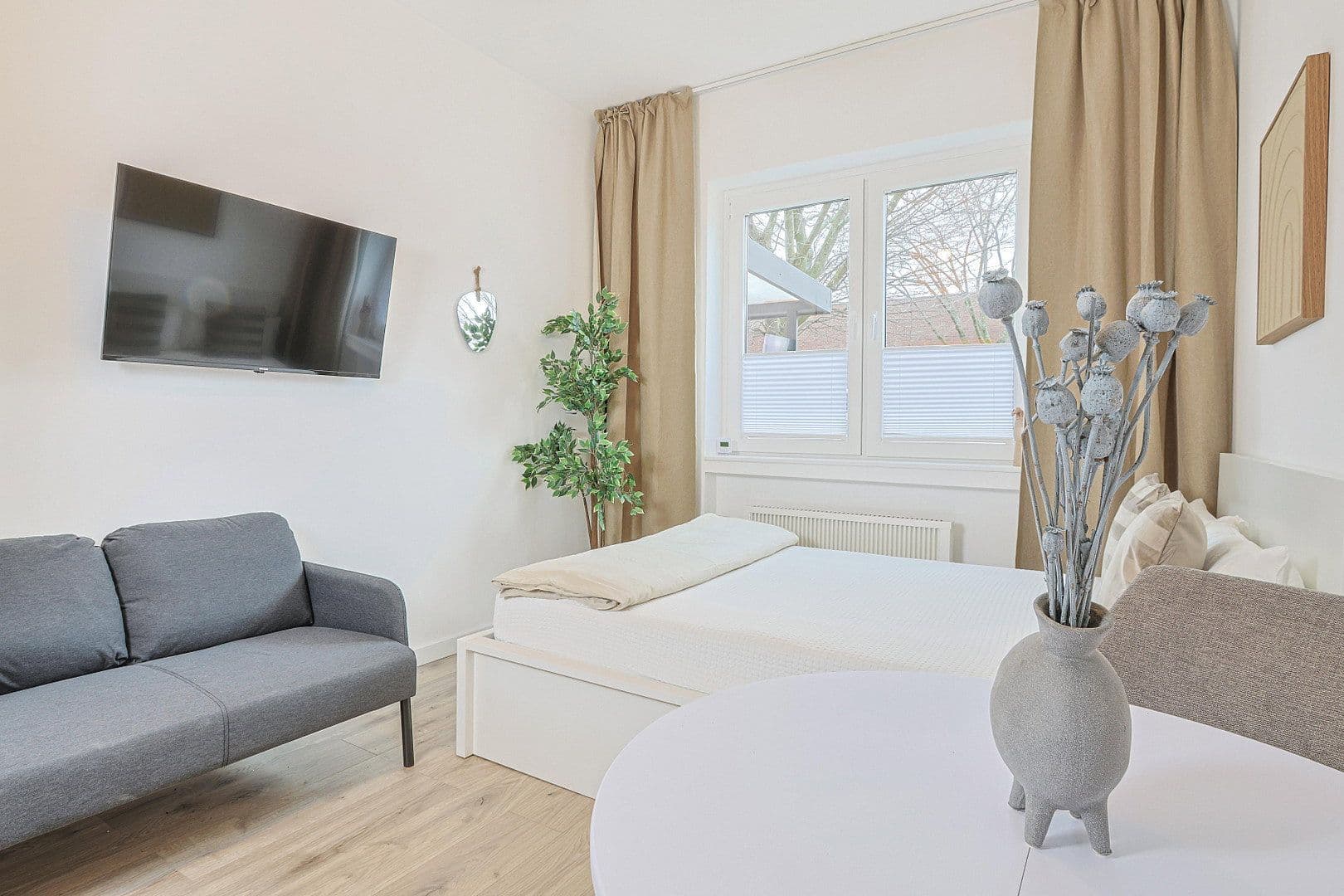 Pronájem bytu 1+1 20 m², Sonnenstr. 36a, Düsseldorf, Severní Porýní-Vestfálsko Pronájem bytu 1+1 20 m², Sonnenstr. 36a, Düsseldorf, Severní Porýní-Vestfálsko