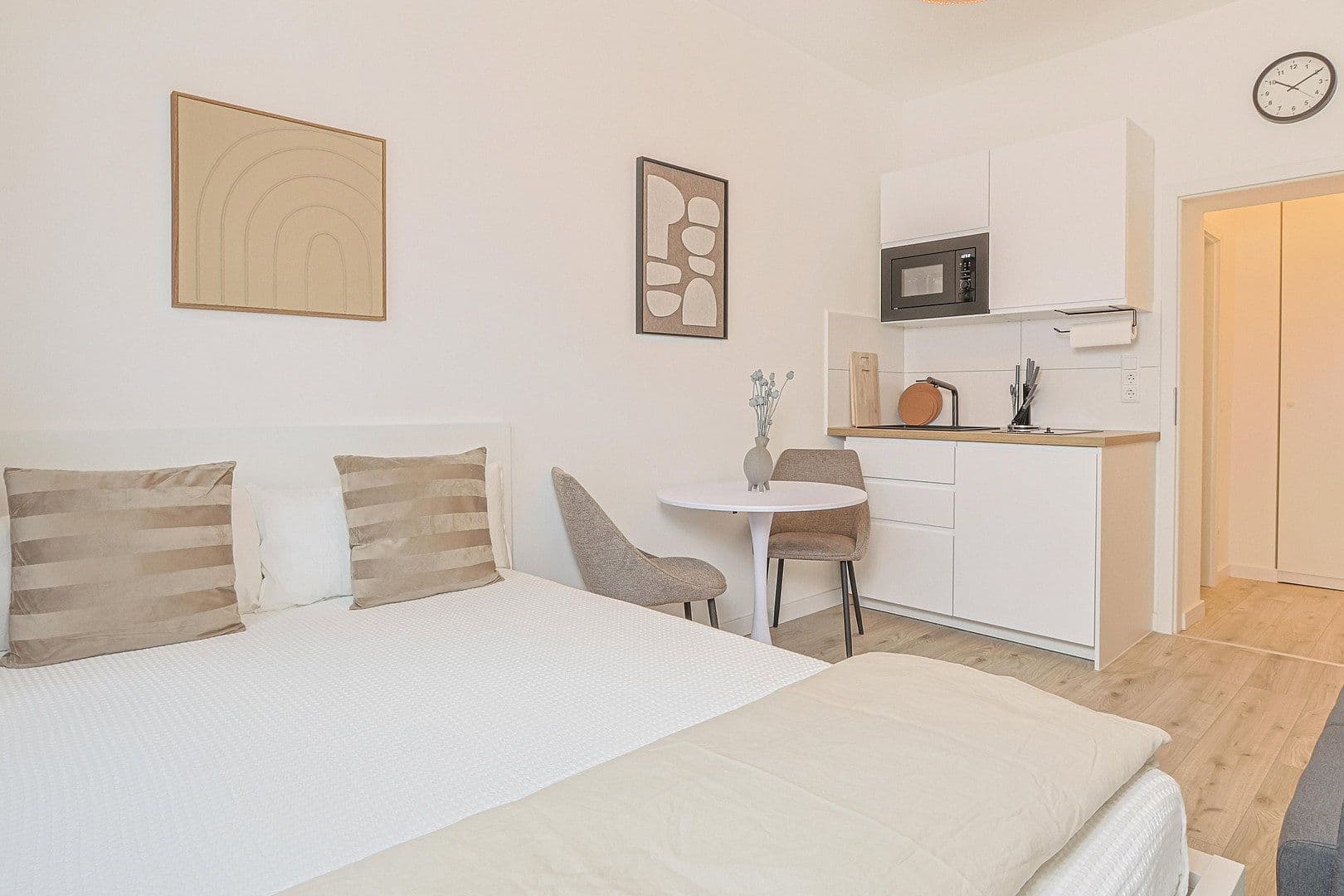 Pronájem bytu 1+1 20 m², Sonnenstr. 36a, Düsseldorf, Severní Porýní-Vestfálsko Pronájem bytu 1+1 20 m², Sonnenstr. 36a, Düsseldorf, Severní Porýní-Vestfálsko