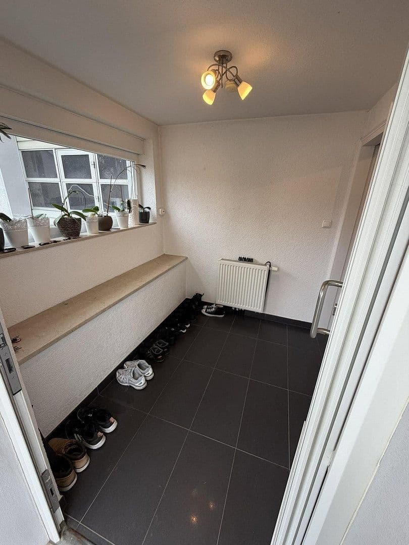 Prodej domu 300 m², pozemek 1.050 m², Darmstädterstrasse 3, Pfungstadt, Hessen Prodej domu 300 m², pozemek 1.050 m², Darmstädterstrasse 3, Pfungstadt, Hessen