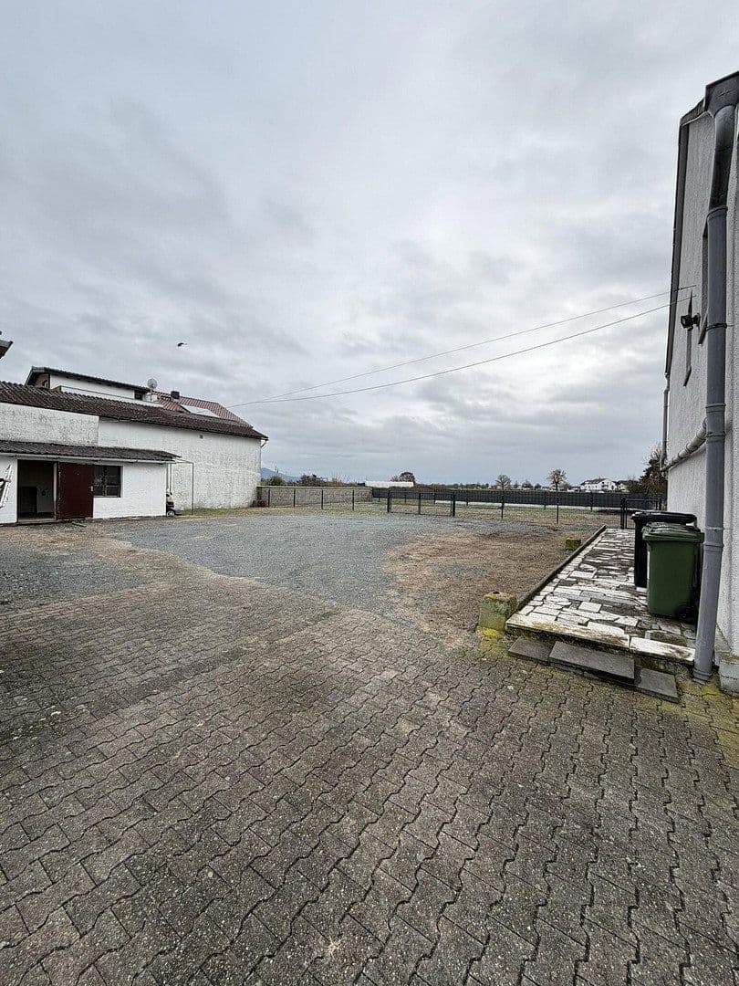 Prodej domu 300 m², pozemek 1.050 m², Darmstädterstrasse 3, Pfungstadt, Hessen Prodej domu 300 m², pozemek 1.050 m², Darmstädterstrasse 3, Pfungstadt, Hessen