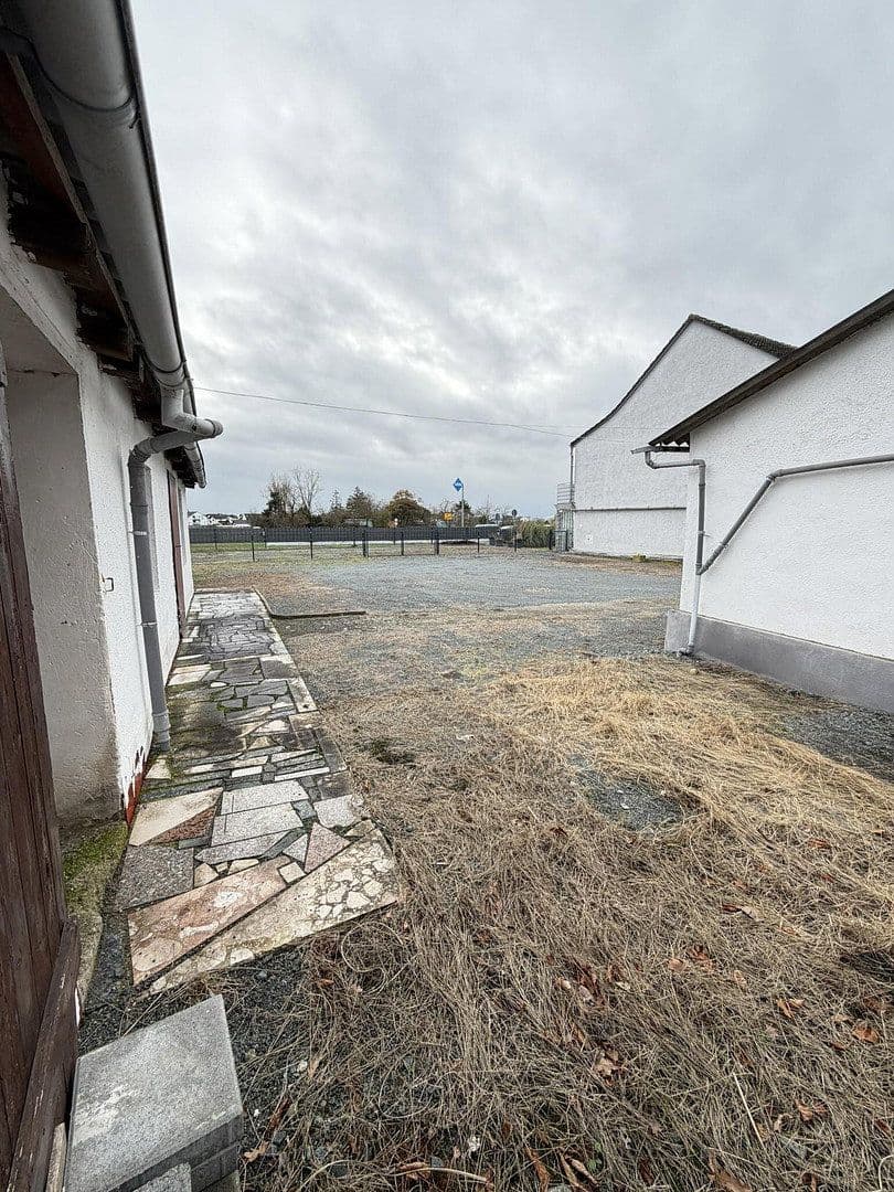 Prodej domu 300 m², pozemek 1.050 m², Darmstädterstrasse 3, Pfungstadt, Hessen Prodej domu 300 m², pozemek 1.050 m², Darmstädterstrasse 3, Pfungstadt, Hessen