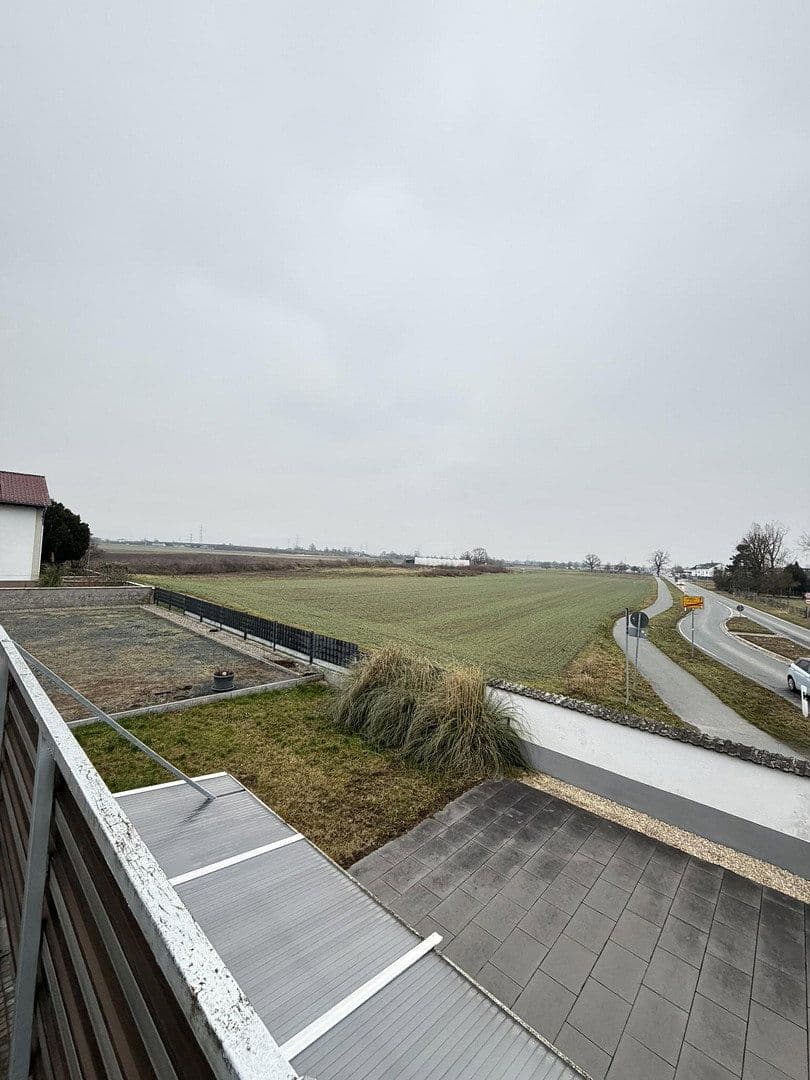 Prodej domu 300 m², pozemek 1.050 m², Darmstädterstrasse 3, Pfungstadt, Hessen Prodej domu 300 m², pozemek 1.050 m², Darmstädterstrasse 3, Pfungstadt, Hessen