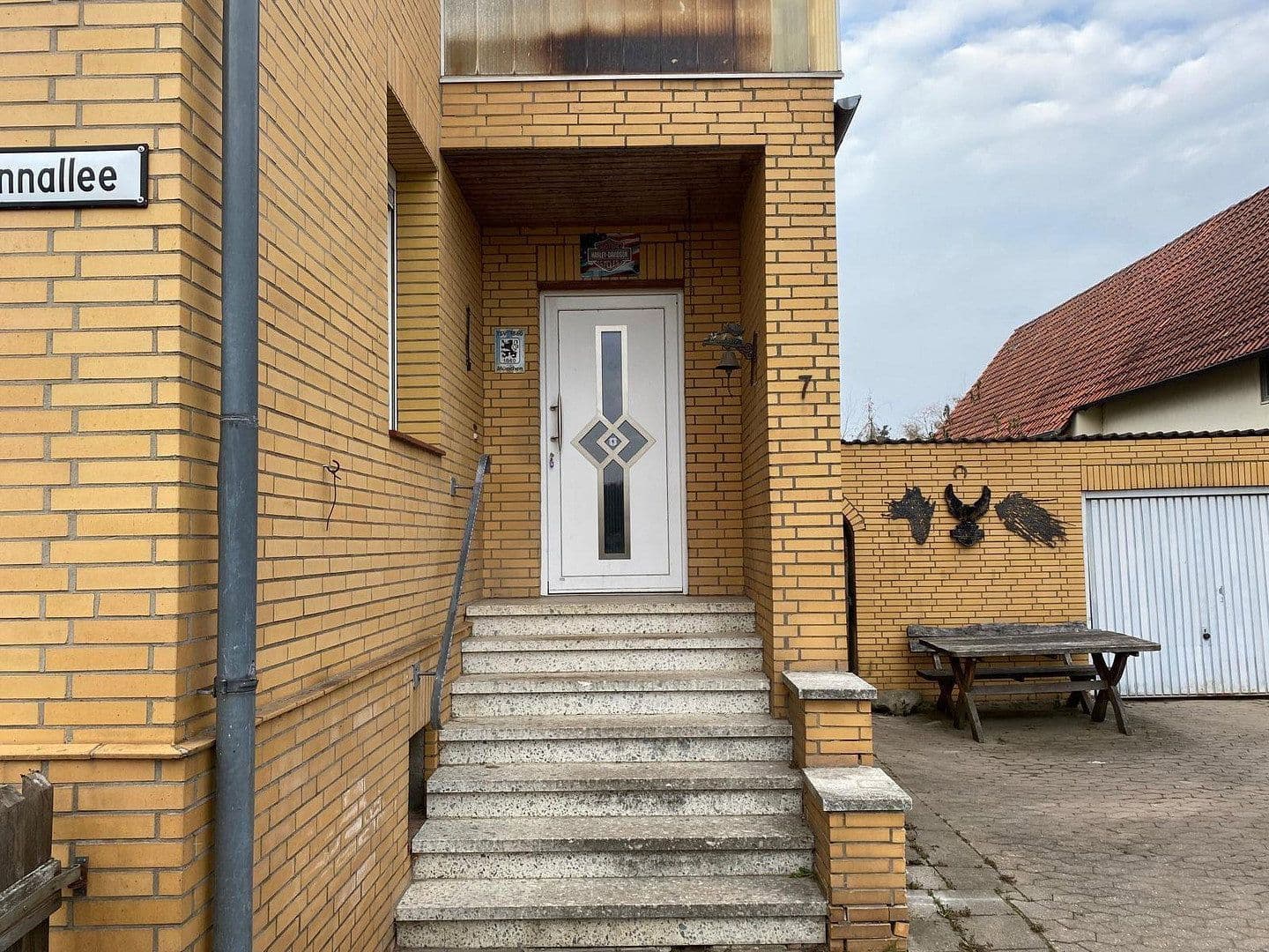 Prodej domu 152 m², pozemek 703 m², Kuhläger 7, Peine, Dolní Sasko Prodej domu 152 m², pozemek 703 m², Kuhläger 7, Peine, Dolní Sasko