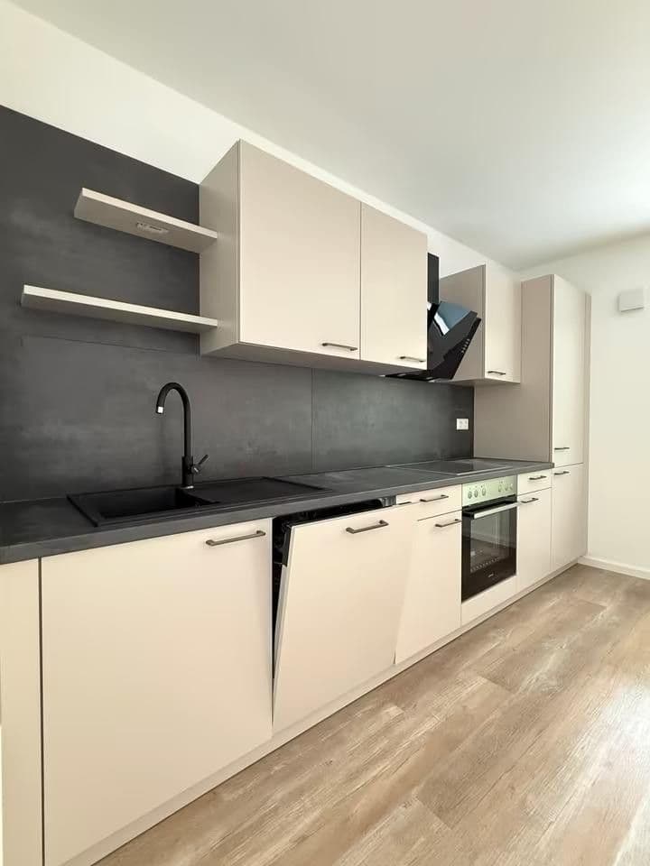 Pronájem bytu 3+1 96 m², Im Dorf 100c, Nordrach, Bádensko-Württembersko Pronájem bytu 3+1 96 m², Im Dorf 100c, Nordrach, Bádensko-Württembersko