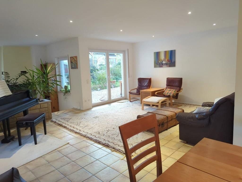 Prodej domu 270 m², pozemek 525 m², St. Leon-Rot, Bádensko-Württembersko Prodej domu 270 m², pozemek 525 m², St. Leon-Rot, Bádensko-Württembersko