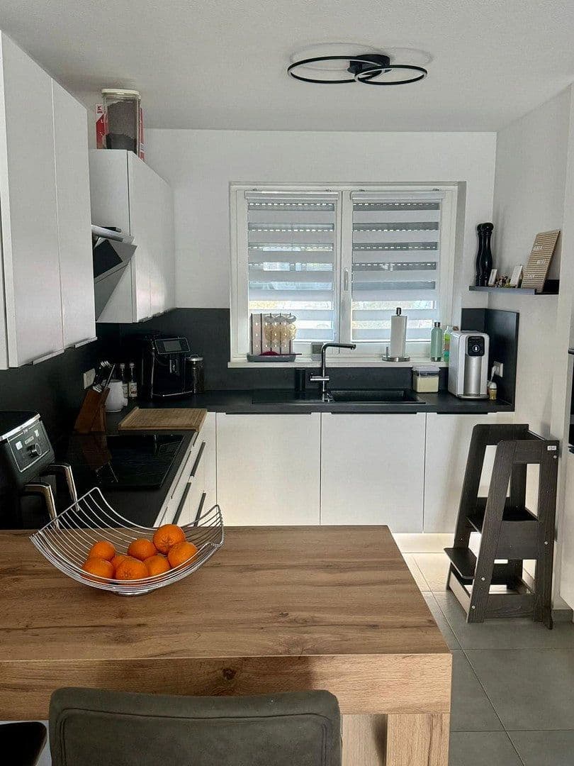 Pronájem domu 144 m², pozemek 190 m², Bahnhofstr., Bad Schönborn, Bádensko-Württembersko Pronájem domu 144 m², pozemek 190 m², Bahnhofstr., Bad Schönborn, Bádensko-Württembersko