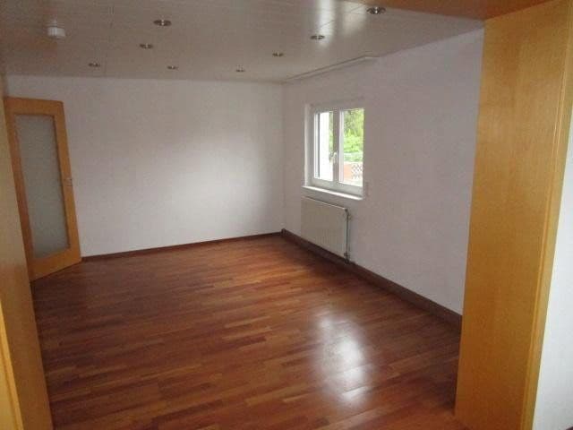 Prodej domu 200 m², pozemek 688 m², Pfalzring 30, Mutterstadt, Porýní-Falc Prodej domu 200 m², pozemek 688 m², Pfalzring 30, Mutterstadt, Porýní-Falc