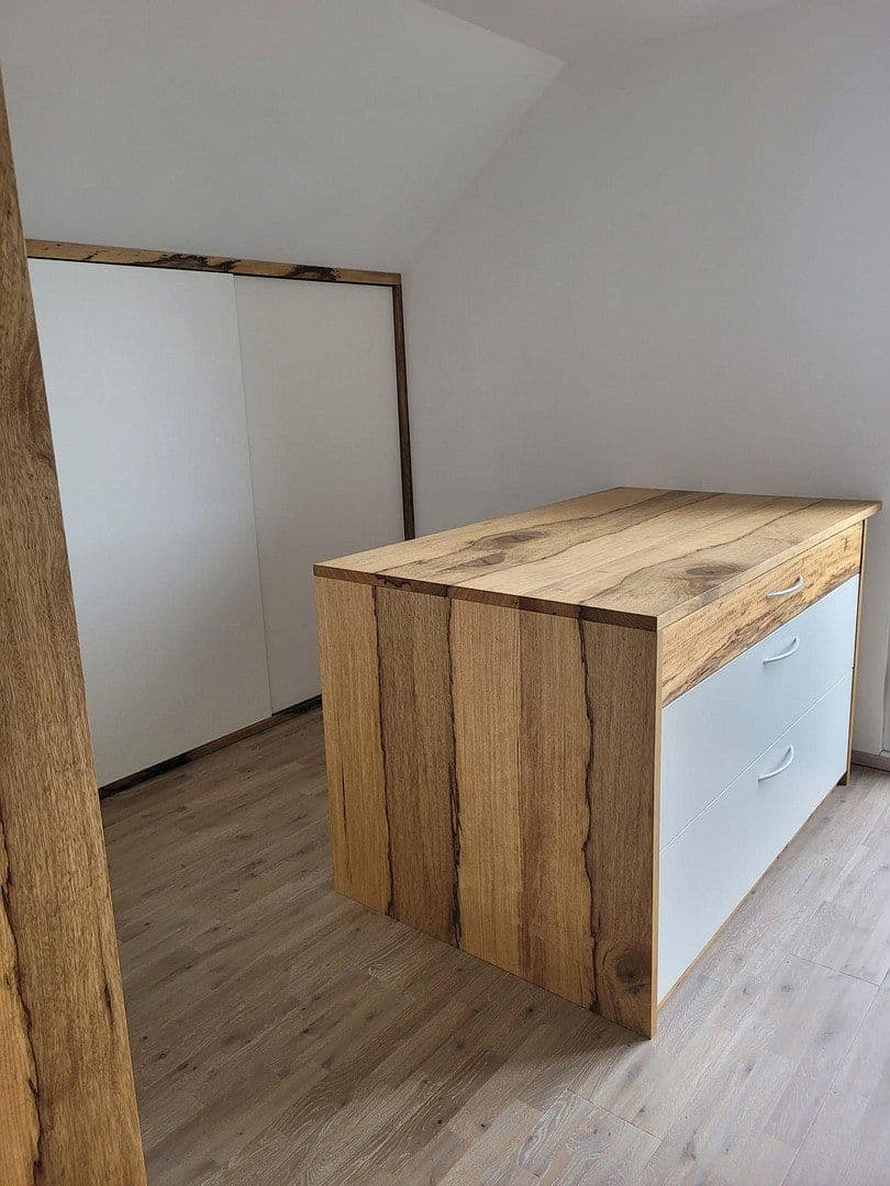 Prodej domu 202 m², pozemek 605 m², Seeheim-Jugenheim, Hessen Prodej domu 202 m², pozemek 605 m², Seeheim-Jugenheim, Hessen