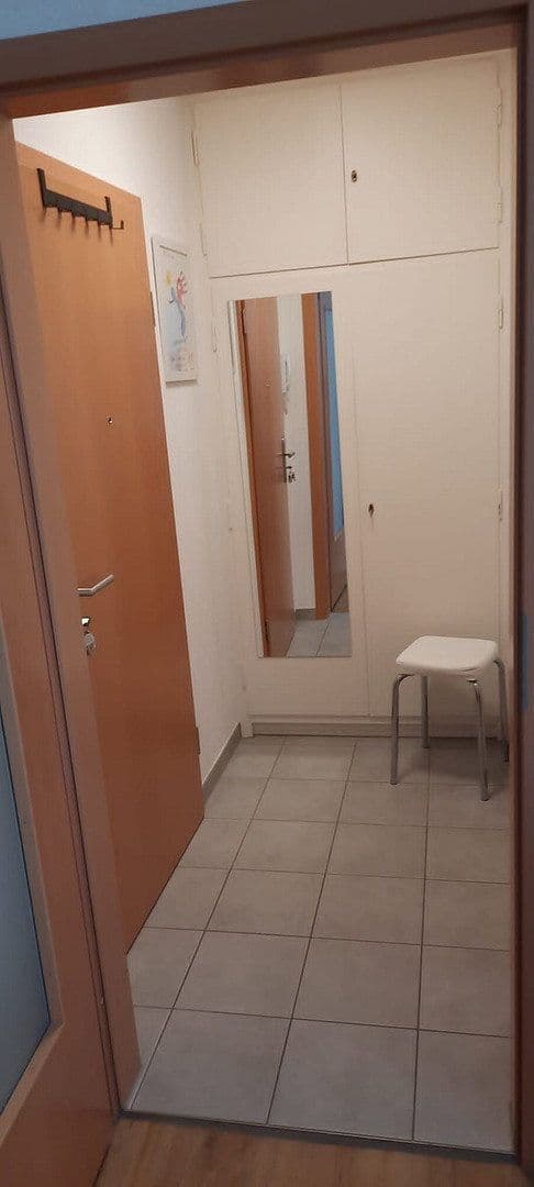 Pronájem bytu 1+1 33 m², Fischertal 34, Wuppertal, Severní Porýní-Vestfálsko Pronájem bytu 1+1 33 m², Fischertal 34, Wuppertal, Severní Porýní-Vestfálsko