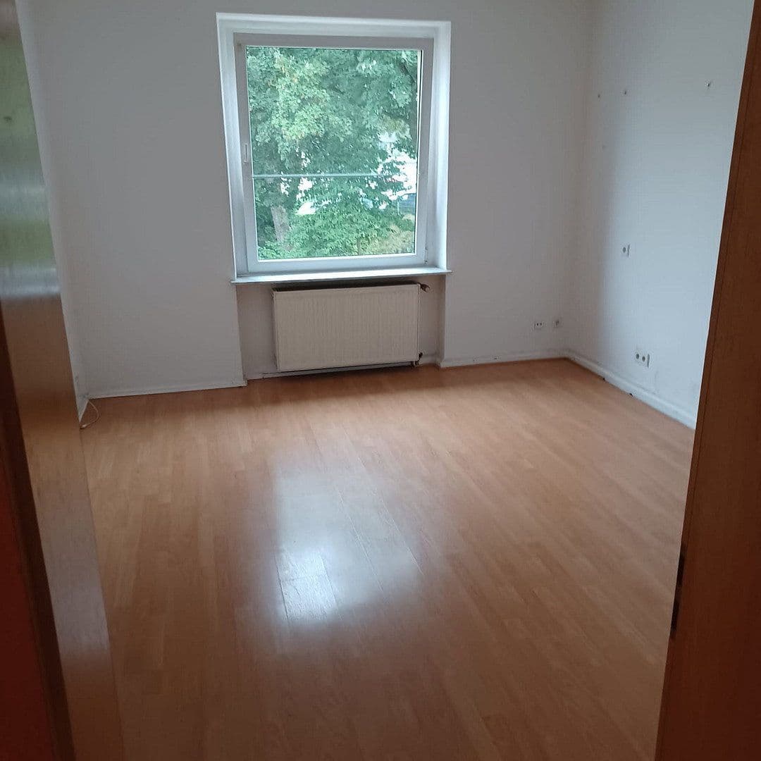 Pronájem bytu 2+1 47 m², Wittenerstr. 56, Wuppertal, Severní Porýní-Vestfálsko Pronájem bytu 2+1 47 m², Wittenerstr. 56, Wuppertal, Severní Porýní-Vestfálsko