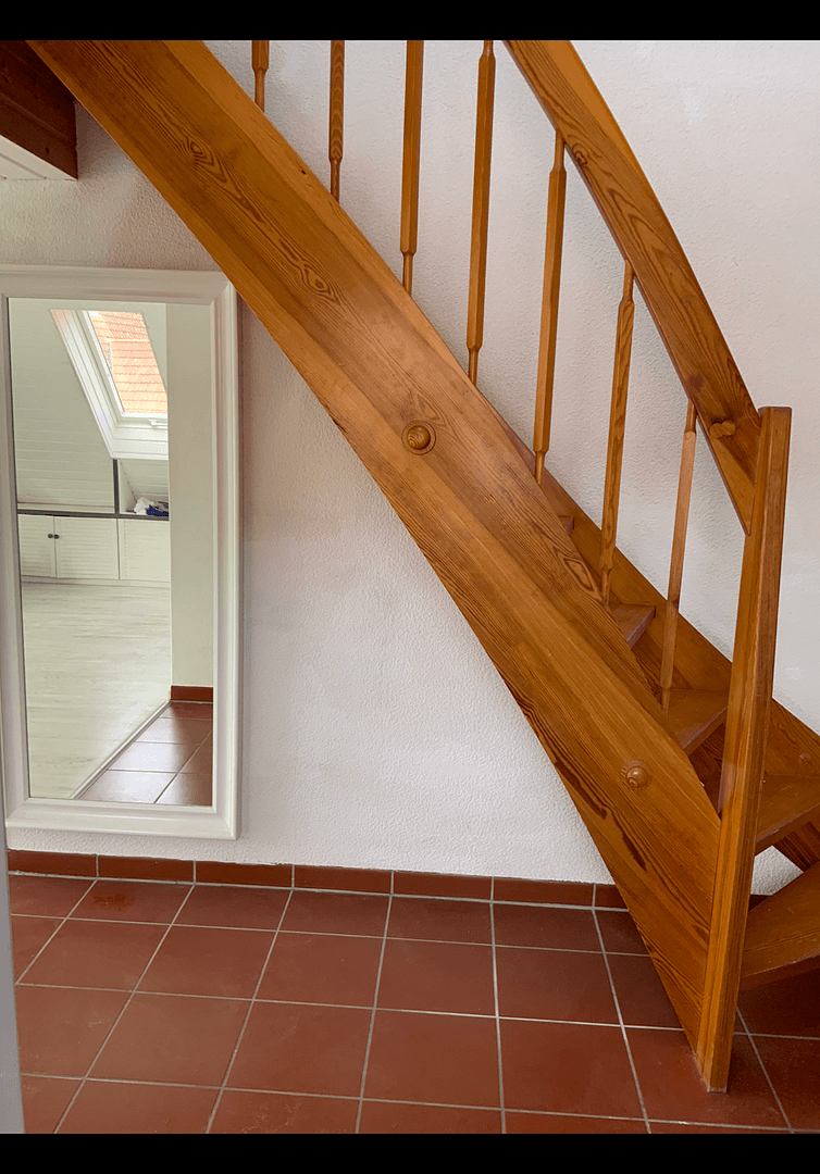 Pronájem bytu 2+1 50 m², Künzelsau, Bádensko-Württembersko Pronájem bytu 2+1 50 m², Künzelsau, Bádensko-Württembersko