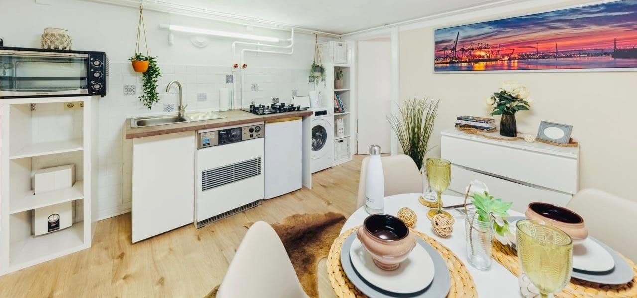 Pronájem bytu 2+1 32 m², Hamburg, Hamburg Pronájem bytu 2+1 32 m², Hamburg, Hamburg