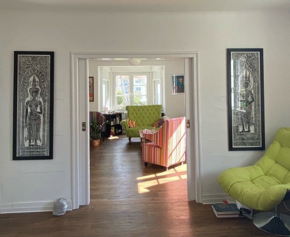 Pronájem domu 143 m², pozemek 519 m², Stuttgart, Bádensko-Württembersko Pronájem domu 143 m², pozemek 519 m², Stuttgart, Bádensko-Württembersko