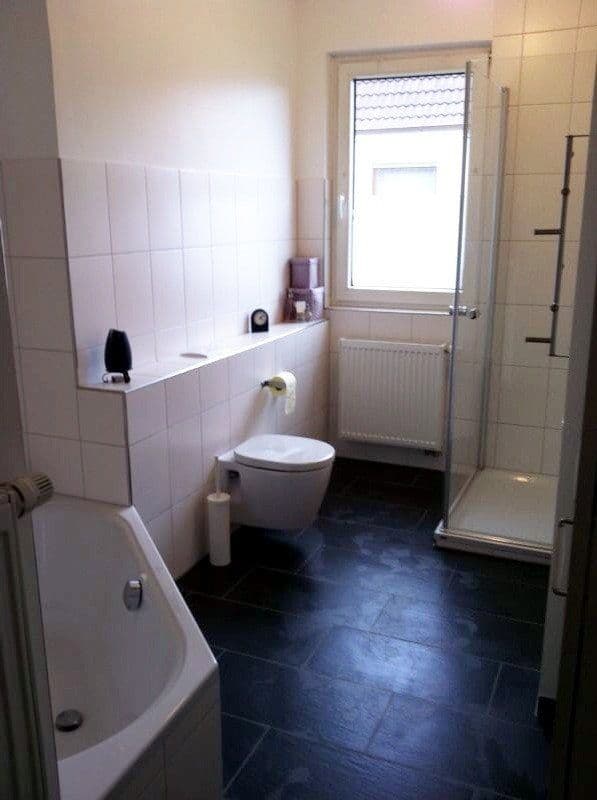 Pronájem bytu 4+1 100 m², Eickumer Str. 35, Bielefeld, Severní Porýní-Vestfálsko Pronájem bytu 4+1 100 m², Eickumer Str. 35, Bielefeld, Severní Porýní-Vestfálsko