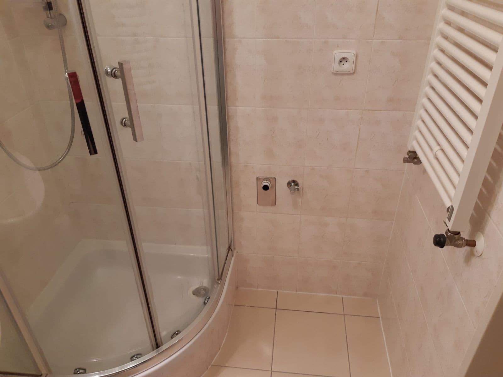 Pronájem bytu 1+kk 28 m², bratří Žůrků, Brno, Jihomoravský kraj Pronájem bytu 1+kk 28 m², bratří Žůrků, Brno, Jihomoravský kraj