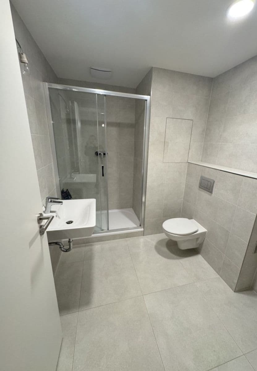 Pronájem bytu 2+kk 44 m², Poděbradská, Praha, Praha Pronájem bytu 2+kk 44 m², Poděbradská, Praha, Praha