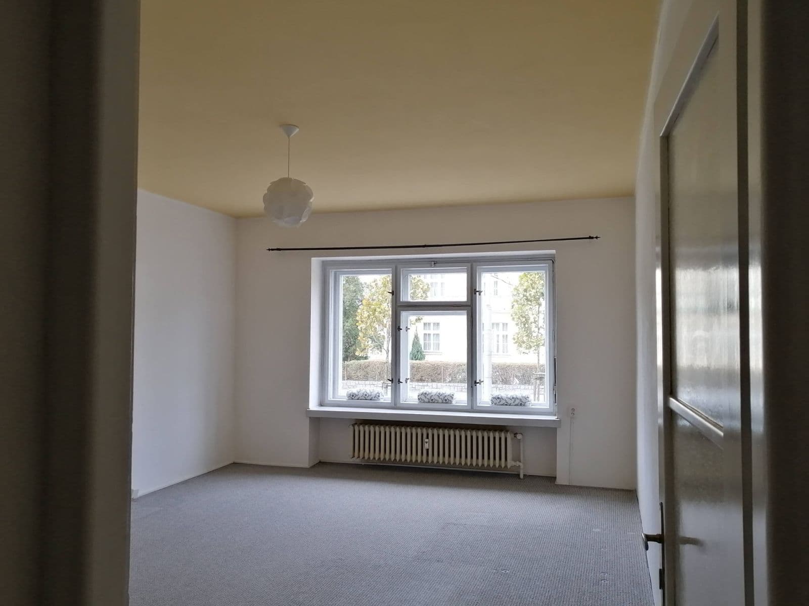 Pronájem bytu 1+1 58 m², Nerudova, Hradec Králové, Královéhradecký kraj Pronájem bytu 1+1 58 m², Nerudova, Hradec Králové, Královéhradecký kraj