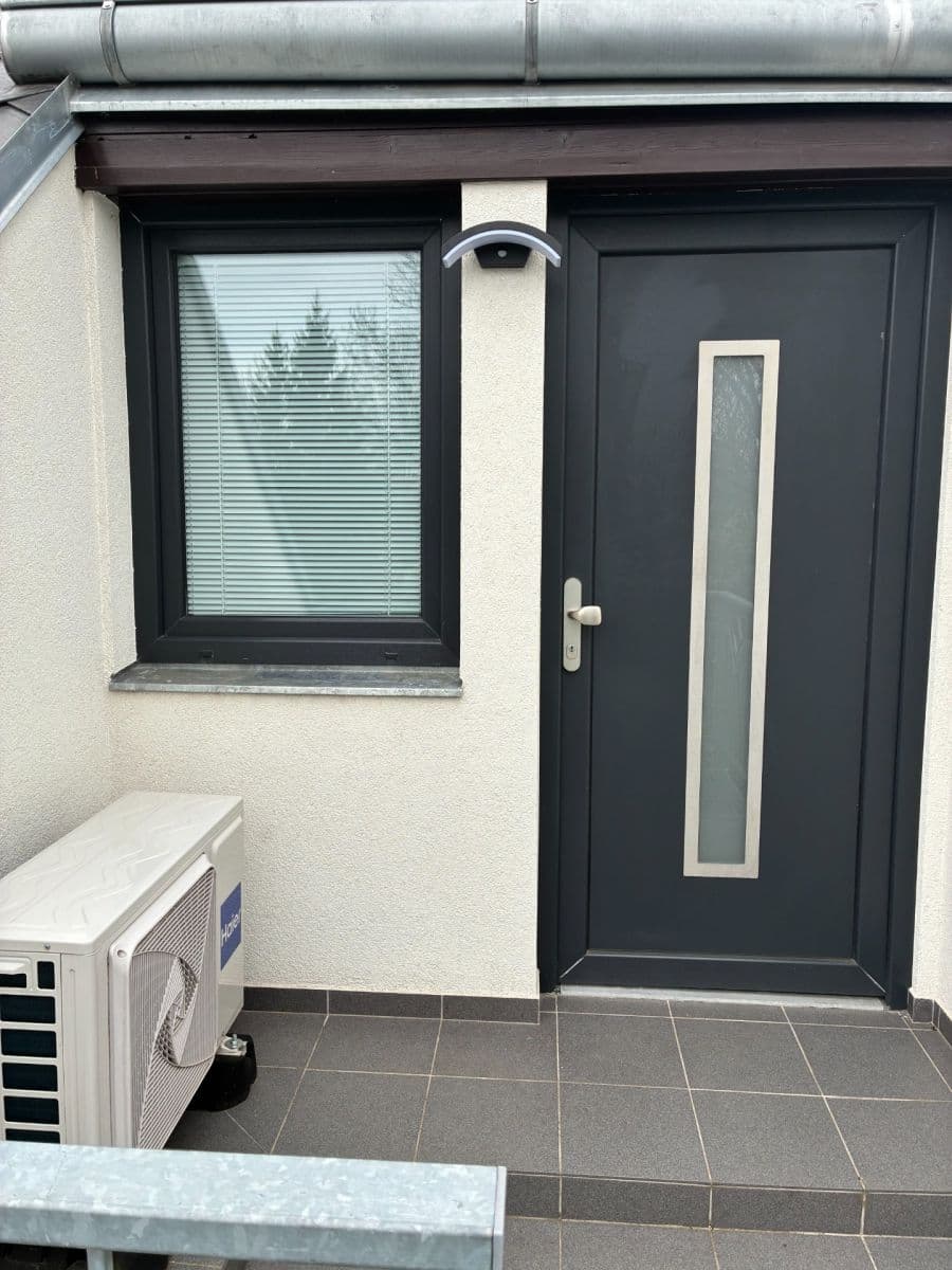 Pronájem bytu 1+kk 45 m², U Svodnice, Praha, Praha Pronájem bytu 1+kk 45 m², U Svodnice, Praha, Praha