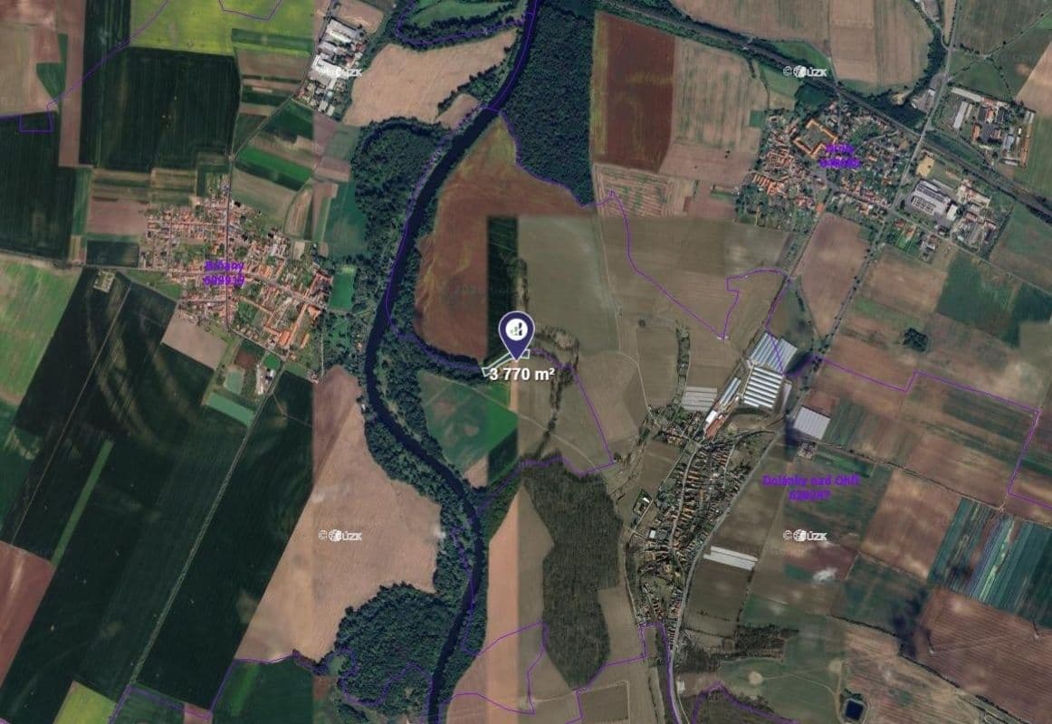 Prodej pozemku 3.770 m², Brňany, Ústecký kraj Prodej pozemku 3.770 m², Brňany, Ústecký kraj