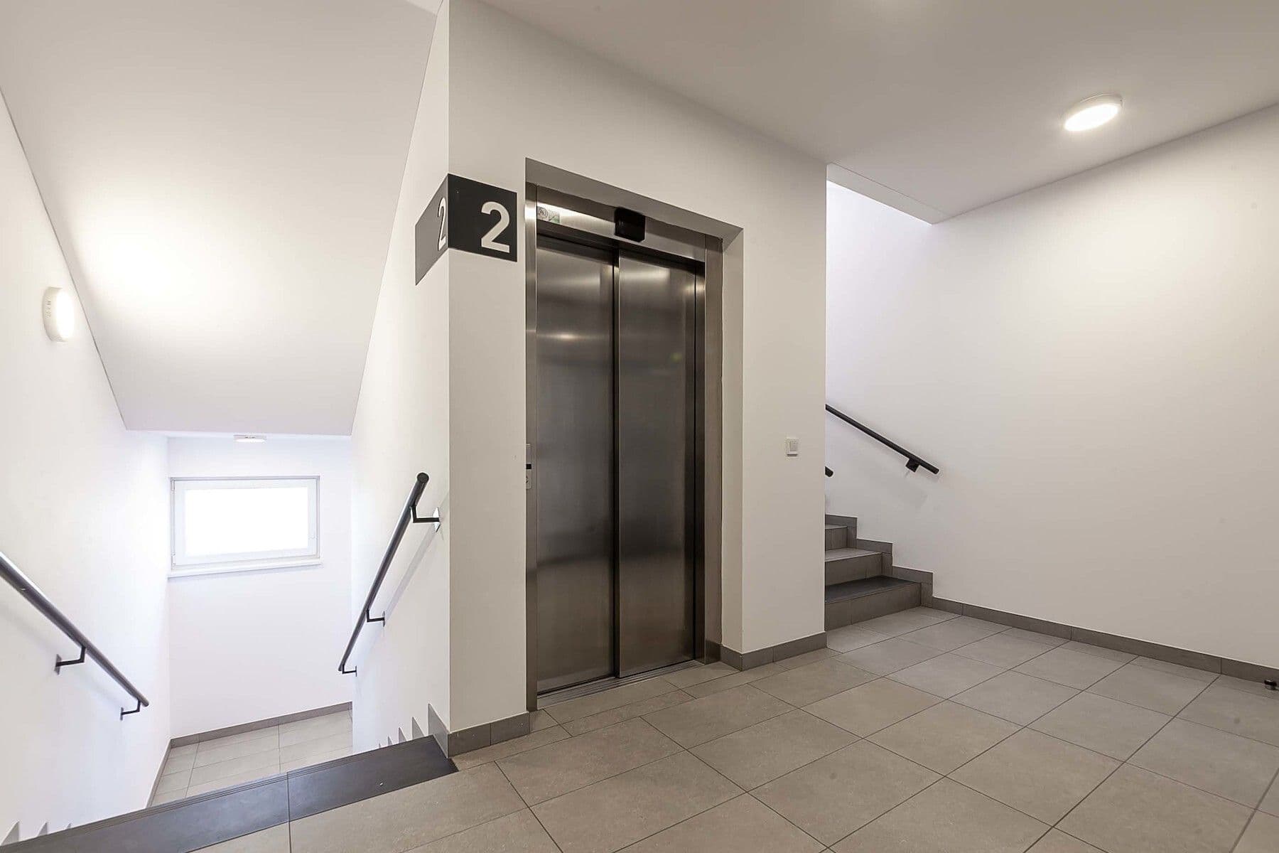 Prodej bytu 1+kk 32 m², Granitova, Praha, Praha Prodej bytu 1+kk 32 m², Granitova, Praha, Praha