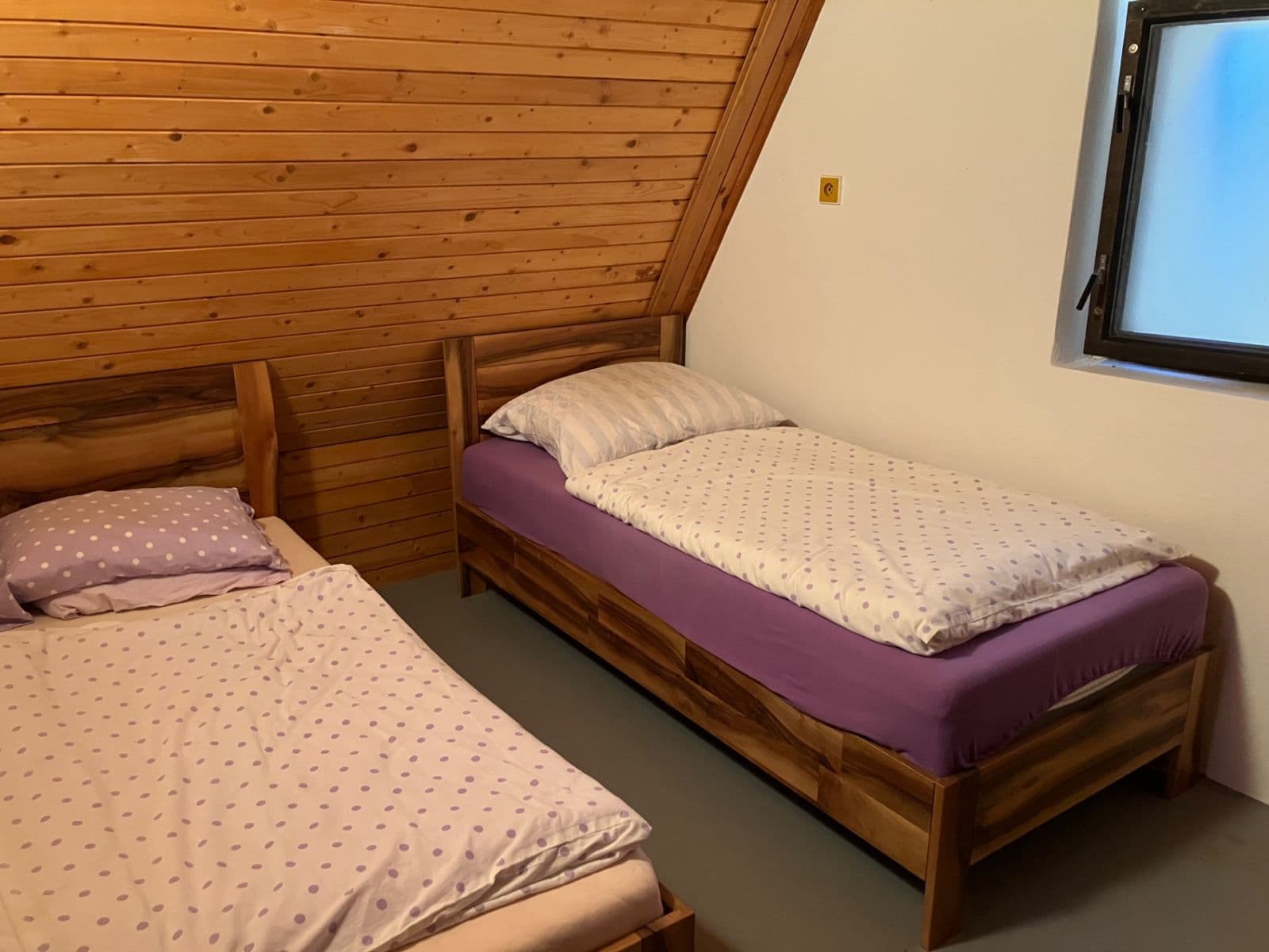 Prodej chaty, chalupy 95 m², pozemek 240 m², Vrícko, Žilinský kraj Prodej chaty, chalupy 95 m², pozemek 240 m², Vrícko, Žilinský kraj