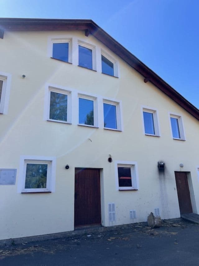 Pronájem bytu 3+kk 75 m², Chotoviny, Jihočeský kraj Pronájem bytu 3+kk 75 m², Chotoviny, Jihočeský kraj