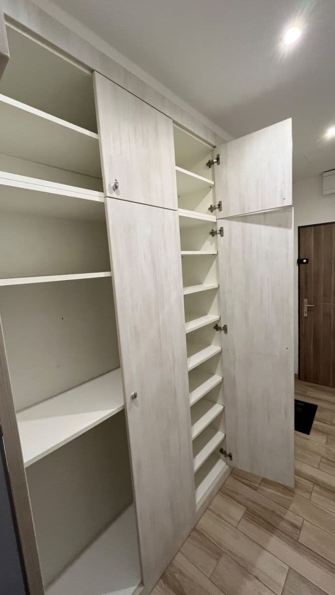 Pronájem bytu 2+kk 54 m², Sokolovská, Ostrava, Moravskoslezský kraj Pronájem bytu 2+kk 54 m², Sokolovská, Ostrava, Moravskoslezský kraj