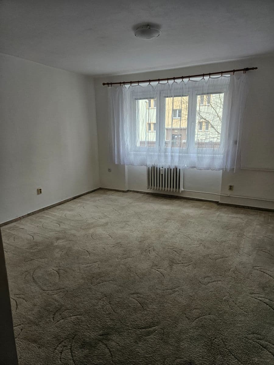 Pronájem bytu 2+1 56 m², Jilemnického, Pardubice, Pardubický kraj Pronájem bytu 2+1 56 m², Jilemnického, Pardubice, Pardubický kraj