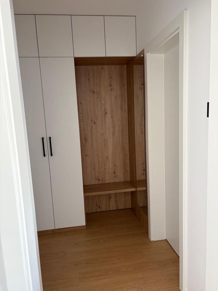 Pronájem bytu 1+kk 33 m², Tupolevova, Praha, Praha Pronájem bytu 1+kk 33 m², Tupolevova, Praha, Praha